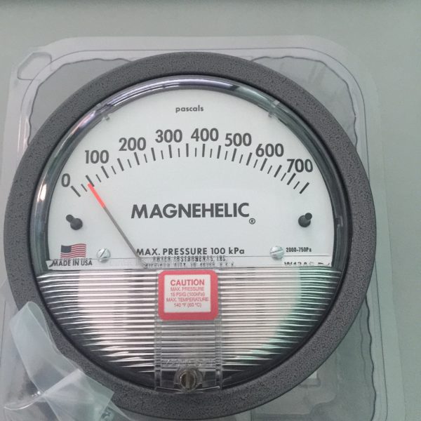 Đồng hồ đo chênh áp Dwyer 2000-750pa