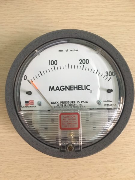 Đồng hồ đo chênh áp 2000-300mmH2O