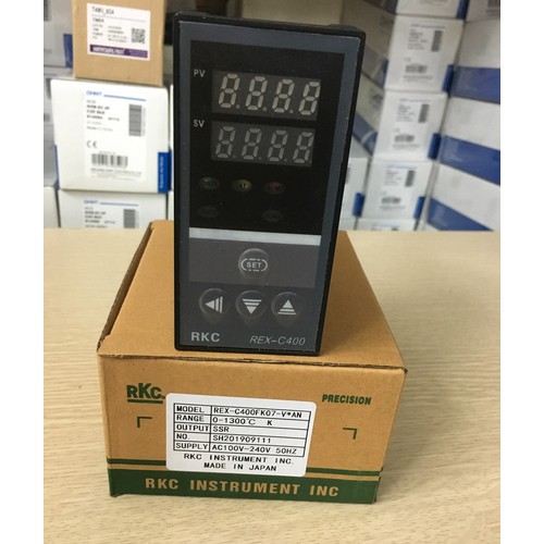 Đồng hồ điều khiển nhiệt độ REX C400