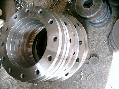 Mặt bích thép DN250.