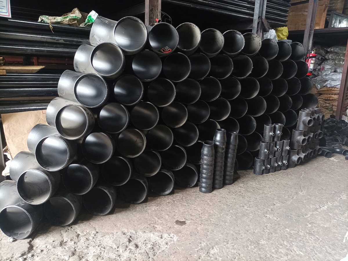 Co thép hàn đen DN200 - SCH40- SCH20