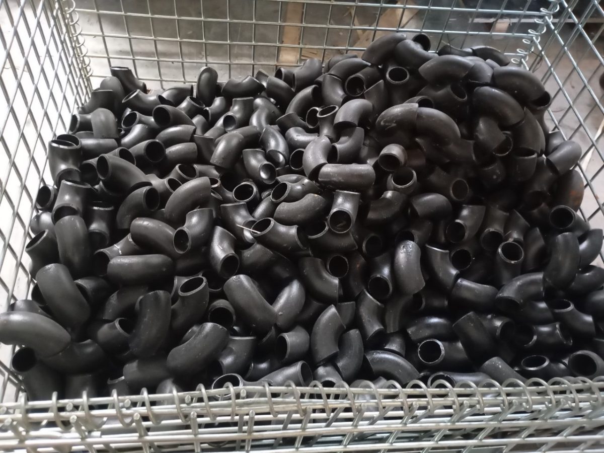 Cút hàn đen SCH20 DN25