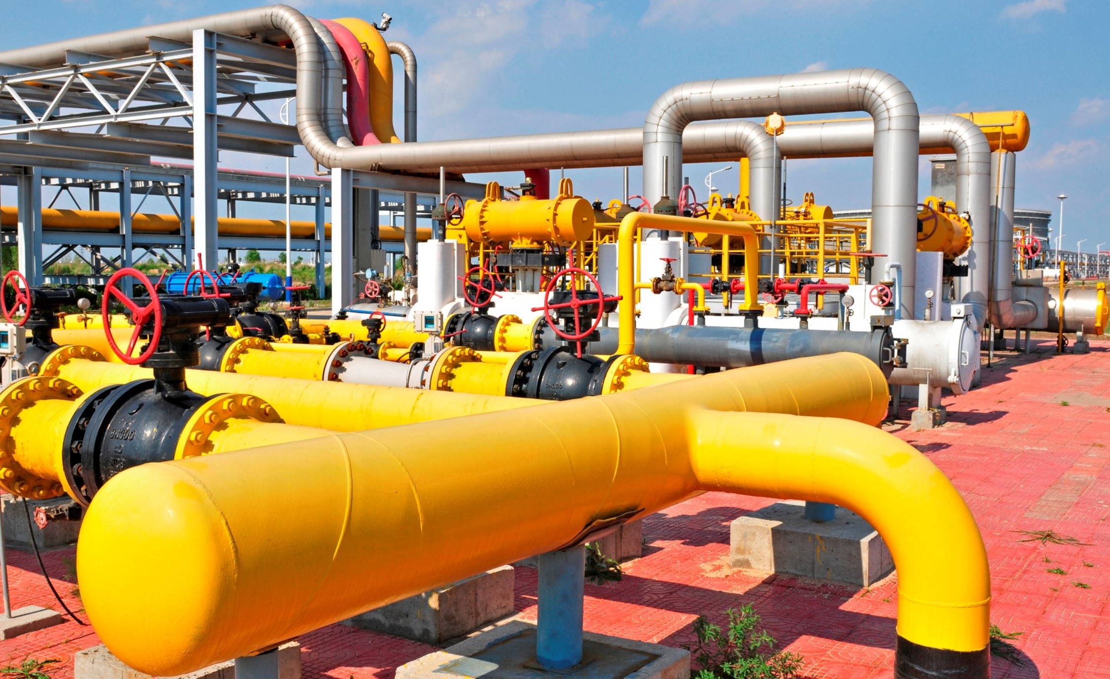 Ứng dụng tê thép hàn DN200,PN10 - PN16.